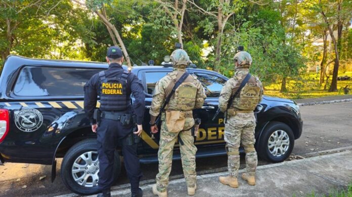 Operação Korban da PF investiga desvio de dinheiro público em emendas parlamentares do DF para a Associação Moriá. Projetos gamers e suspeitas de fraude estão sob apuração.