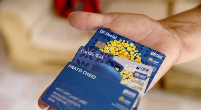 Liberados R$ 49 milhões para Cartão Gás, Cartão Prato Cheio e DF Social