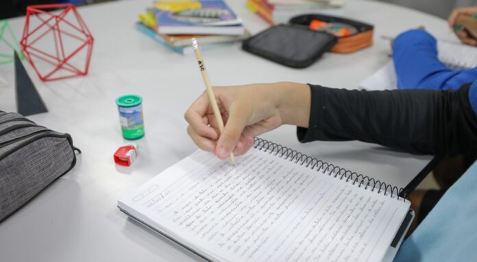 Matrículas em cursinho gratuito para o Enem são prorrogadas no DF