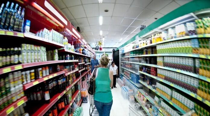 Preço da cesta básica cai em 15 das 27 capitais em julho