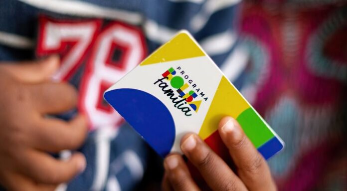 Caixa começa a pagar Bolsa Família de agosto