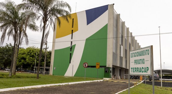 Terracap abre licitação para obras de água e esgoto em diversas áreas no DF