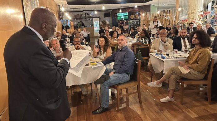 O INABRA celebrou 40 anos reafirmando a luta contra o racismo, a valorização da memória afro-brasileira e a inclusão do povo negro na tecnologia, defendendo justiça social, equidade e transformação histórica