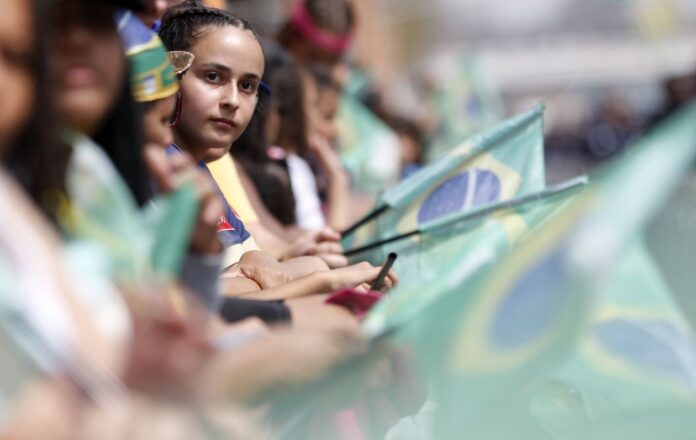 Desfile de 7 de Setembro na Esplanada dos Ministérios terá segurança reforçada com PM, GSI e Forças Armadas. T Trânsito interditado e regras rígidas para itens no evento.