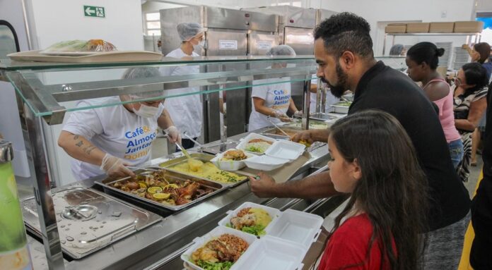 Cadastro de frequentadores dos restaurantes comunitários vai aprimorar atendimento