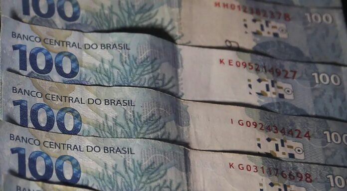 Receita paga quinto lote de restituição do Imposto de Renda 2025