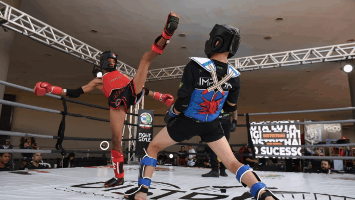 Brasília neste sábado (19) será palco do Campeonato Brasileiro de Muay Thai, que promete muita adrenalina e lutas emocionantes no JK Shopping.