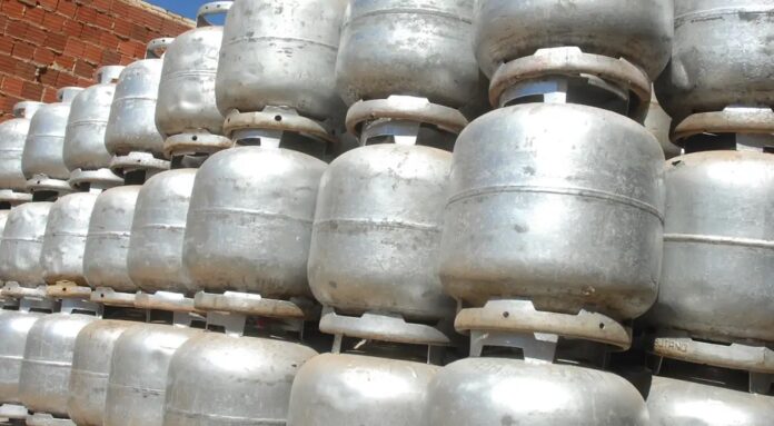 Caixa começa a liberar vale-recarga do Programa Gás do Povo