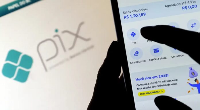 Pix completa cinco anos perto de movimentar R$ 30 trilhões por ano