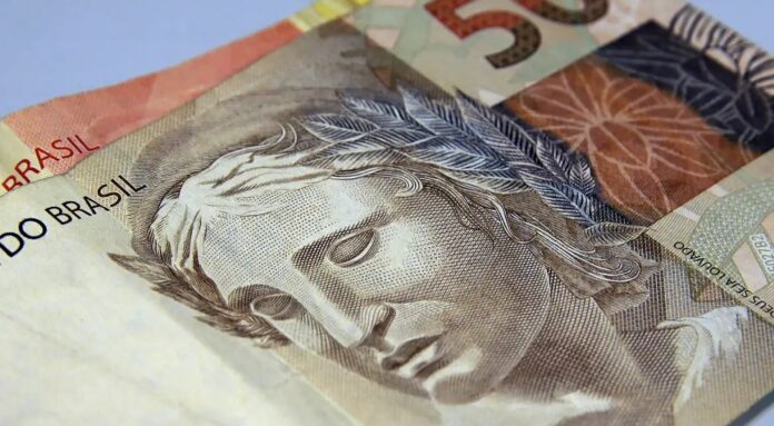 Entenda detalhes sobre isenção do IR para pessoas de baixa renda