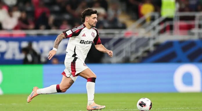 Flamengo enfrenta Pyramids em busca de vaga na final da Copa Intercontinental