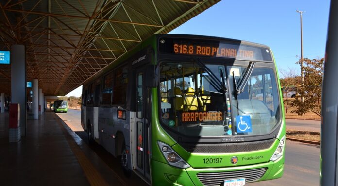 GDF divulga funcionamento dos serviços públicos na véspera de Natal e no feriado