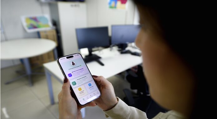 GDF lança aplicativo gratuito de inteligência artificial que fortalece cuidado em saúde mental