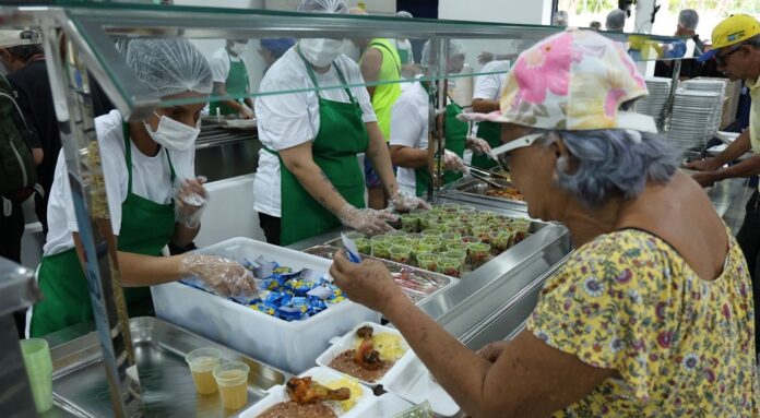 Restaurantes comunitários do Distrito Federal servem mais de 17 milhões de refeições em 2025