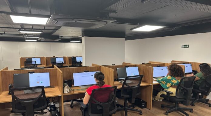 Curso de revisão para prova teórica da CNH está com inscrições abertas