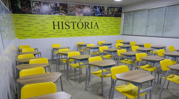 Pdaf destina mais de R$ 241 milhões às escolas públicas do DF em 2025