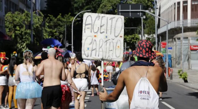 Ambulantes que se formalizaram como MEI crescem 45% em 2 anos