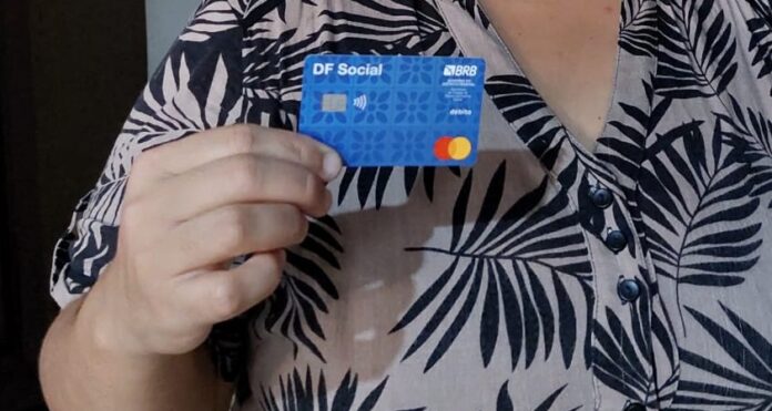 Novos beneficiários do DF Social têm até o dia 24 para abrir conta no BRB