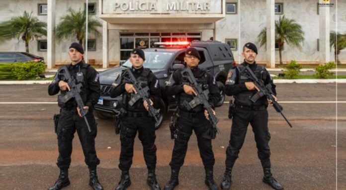 PMDF celebra os 55 anos do BPChoque com solenidade que reuniu autoridades, veteranos e policiais, destacando a história, a excelência operacional e o compromisso da unidade com a segurança pública no DF