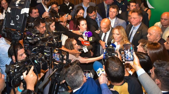 A posse de Celina Leão no comando do Distrito Federal não foi apenas um rito institucional, foi uma demonstração inequívoca de força política. E é exatamente isso que tem tirado o sono da oposição.