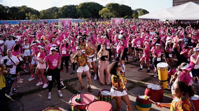 Celina Leão participou do Circuito da Mulher antes da posse no GDF, reforçando o compromisso com políticas públicas, inclusão e proteção às mulheres em situação de vulnerabilidade no DF.