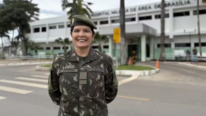 Indicação de Cláudia Cacho ao generalato pode marcar um feito histórico no Exército. Se confirmada, será a primeira mulher no posto, símbolo de avanço feminino nas Forças Armadas do Brasil.