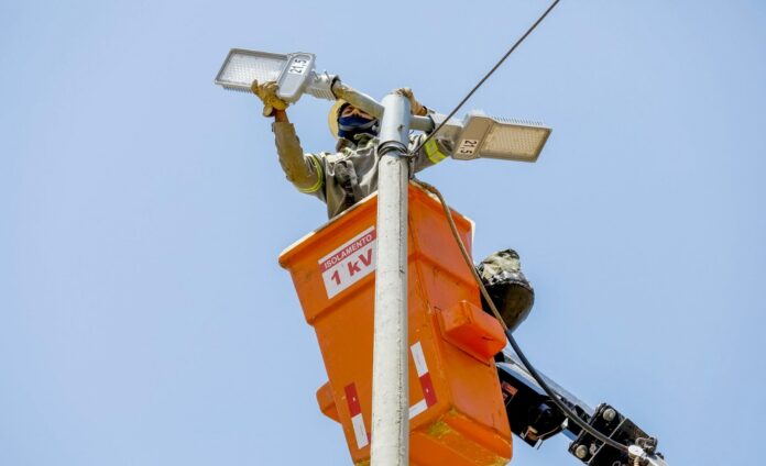 Iluminação em LED chega a quase 97% dos postes do DF e reforça segurança nas cidades