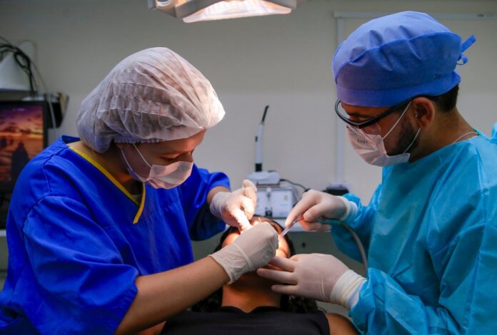 Rede de odontologia do IgesDF garante atendimento especializado e urgências no DF