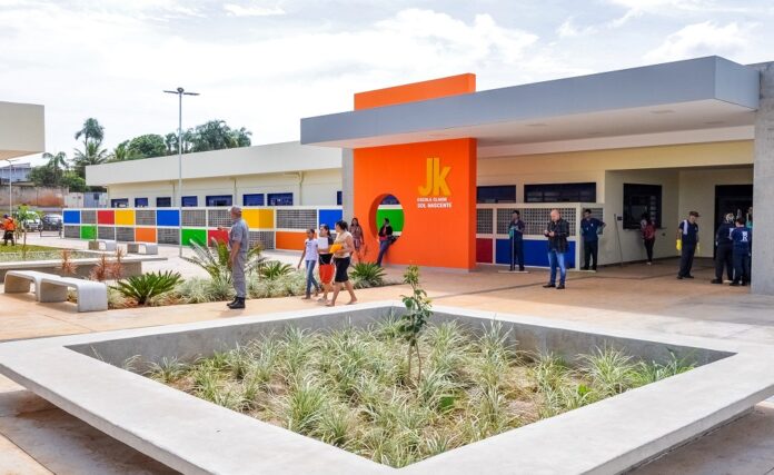 Arquitetura moderna refletem em escolas públicas de Brasília