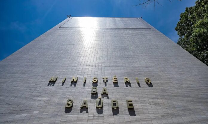 Governo federal anuncia R$ 120 milhões para pesquisa clínica