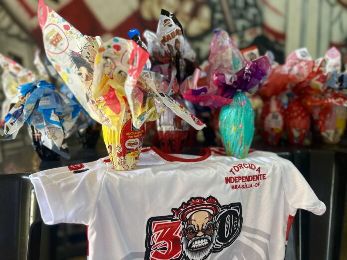 Torcida Independente Brasília realização ação social de Páscoa na Estrutural 
