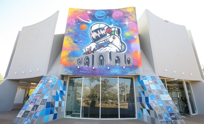 Livro criado por crianças será lançado em maio no Planetário de Brasília