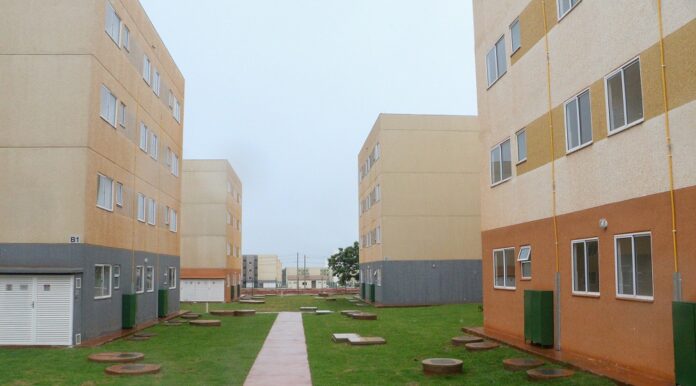 Mais de 13,6 mil moradias entregues pelo GDF beneficiam 40 mil pessoas no DF