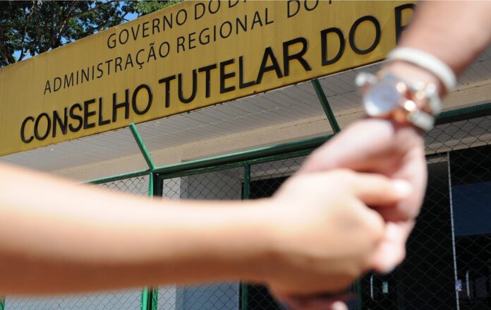 Lançada cartilha sobre proteção de crianças e adolescentes vítimas de violência doméstica 