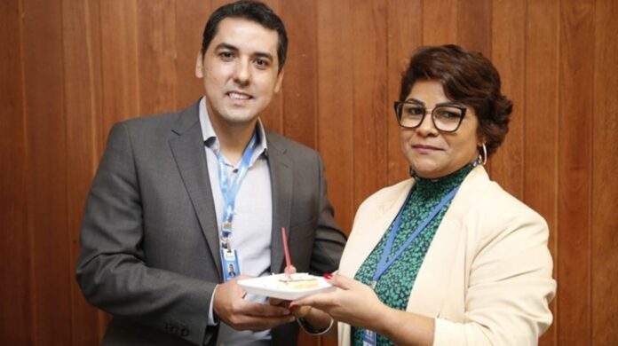 Eliane Souza Abreu assume interinamente a presidência do Iges-DF, prometendo continuidade e eficácia nos serviços de saúde pública. Nomeação anunciada pelo Conselho de Administração.