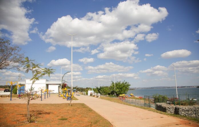Prainha do Lago Norte se torna complexo de lazer