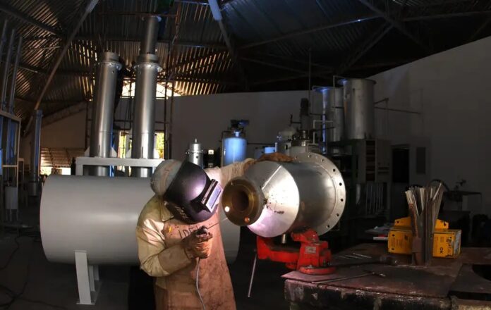 Indústria cresce 0,7% em abril, quarto mês seguido de avanço