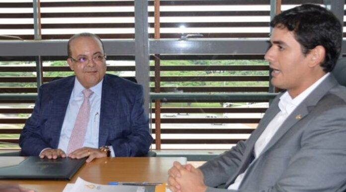 A tentativa de candidatura própria ao GDF naufragou, revelando a fragilidade do partido. Agora, a briga fraticida entre Ibaneis, que mira a Câmara,  e Prudente, que não aceita, tornou-se outro capítulo dessa história. O MDB virou um partido moribundo às portas das eleições de 2026.