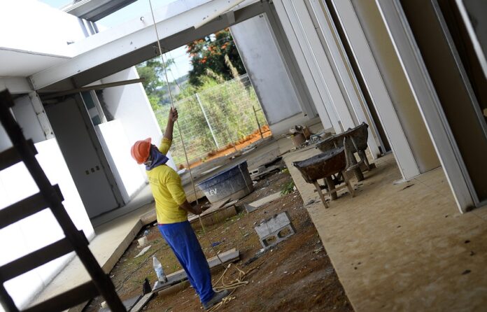 Criado programa para ampliar e qualificar infraestrutura das unidades básicas de saúde