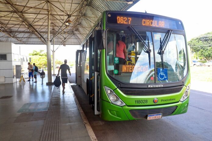 Entenda como funciona a gratuidade no transporte público aos domingos e feriados