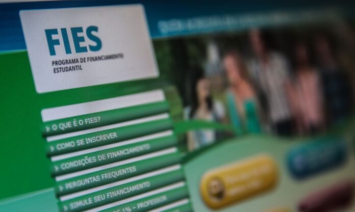 Inscrições para o Fies do segundo semestre começam nesta terça (14)