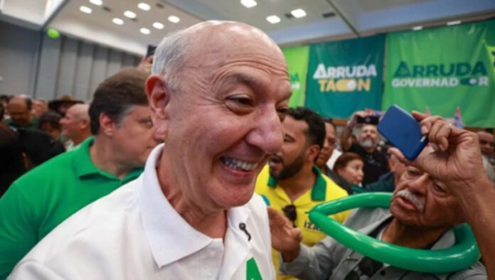 Arruda recebeu R$ 3 milhões do PSD para disputar o GDF, mas 32 horas depois o Ministério Público Eleitoral pediu o indeferimento de sua candidatura. O dinheiro chegou; a urna, por enquanto, é uma incógnita.