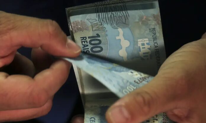 Desenrola Adimplentes começa a operar nesta terça (11)