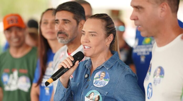 Celina Leão prometeu ampliar o Colégio Militar Dom Pedro II e defendeu o modelo cívico-militar no DF. Em evento de Roosevelt Vilela, ela destacou a educação, a gestão dos bombeiros e avanços na saúde.
