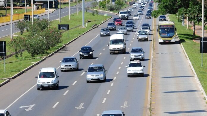 Como obter o licenciamento digital de veículos no Distrito Federal