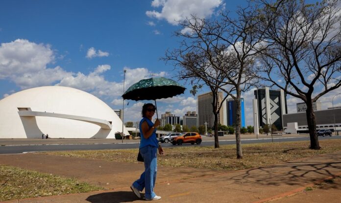 Tempo seco e calor intenso marcam a semana no DF