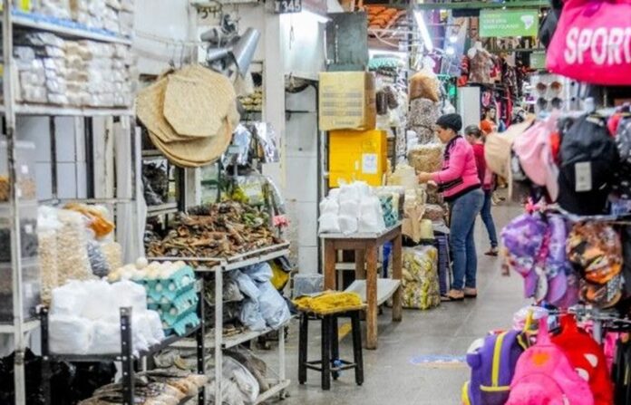 Comércio do DF deve funcionar no feriado do Dia 12
