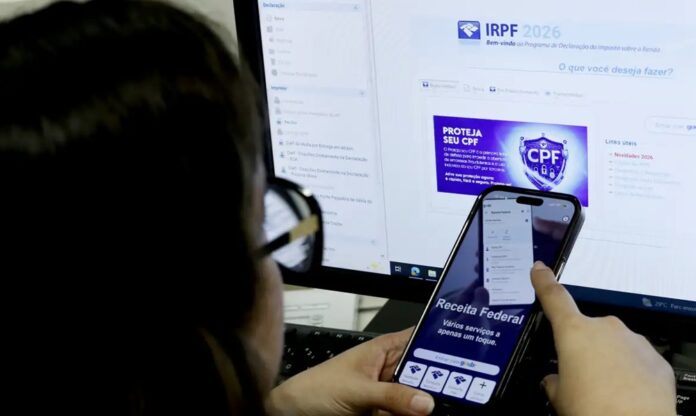 Receita envia cartas a 498 mil que estão na malha fina