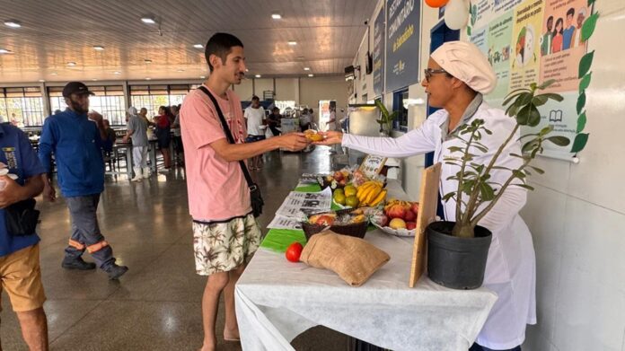Restaurantes Comunitários realizam campanha de alimentação saudável 